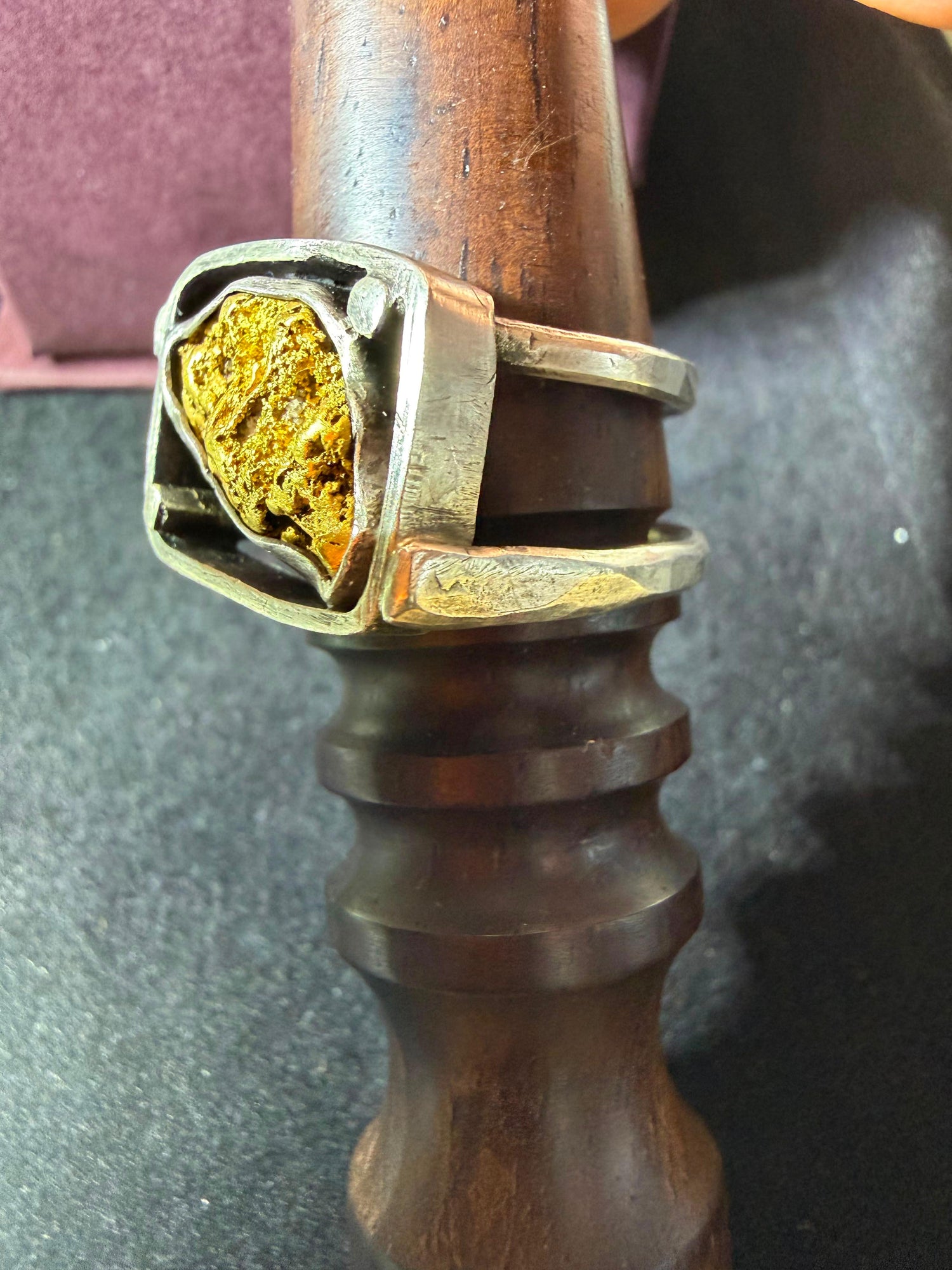 Men’s wedding ring, Sterling silver band with a 4 g gold nugget(Sonoran Desert, natural golden nugget)